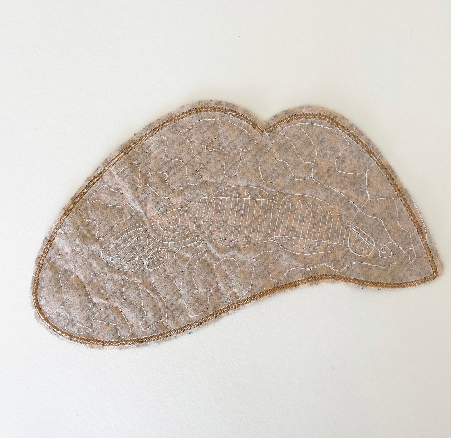 Kinked DIY Leopard Lips Motif